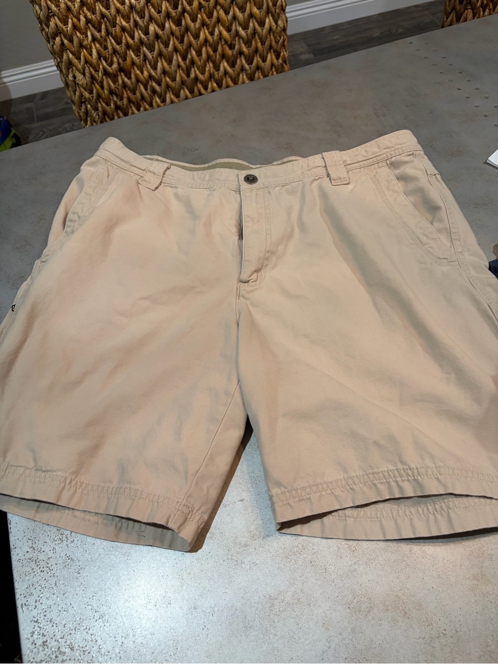 Men's Columbia Classic Casual Beige Shorts